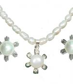 White pearl necklace-sets