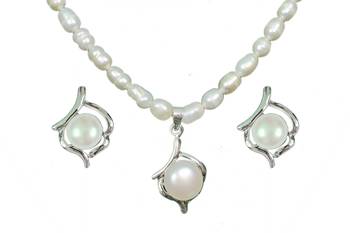 Natural Fresh Water Pearl Set From Hyderabad With Certificate of Authenticity 1