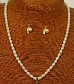 Natural Fresh Water Pearl Set With Certificate of Authenticity