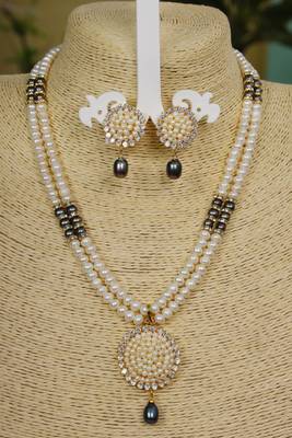 Natural Fresh Water Pearl Set From Hyderabad of Authenticity 5