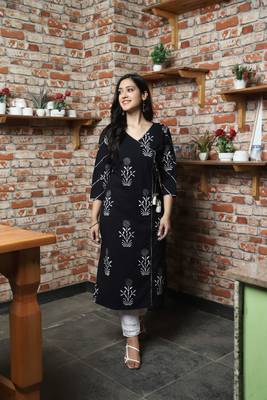 Black And White Handblock Printed Kurta 1