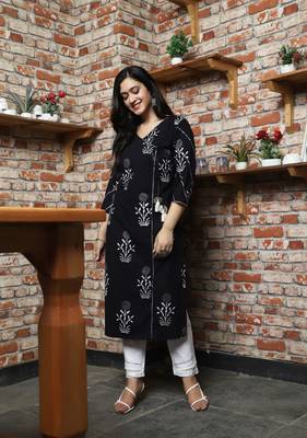Black And White Handblock Printed Kurta 3