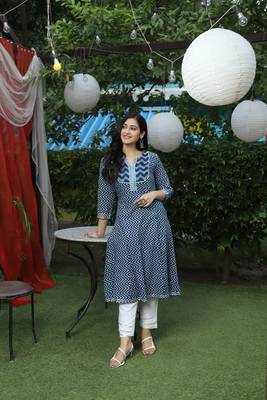 Indigo Handblock Printed Kurta 4