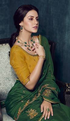 Green embroidered silk blend saree with blouse 4