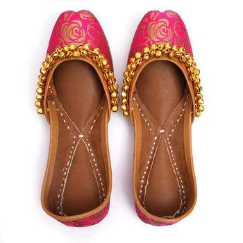 Banarasi Roses Jutti 6