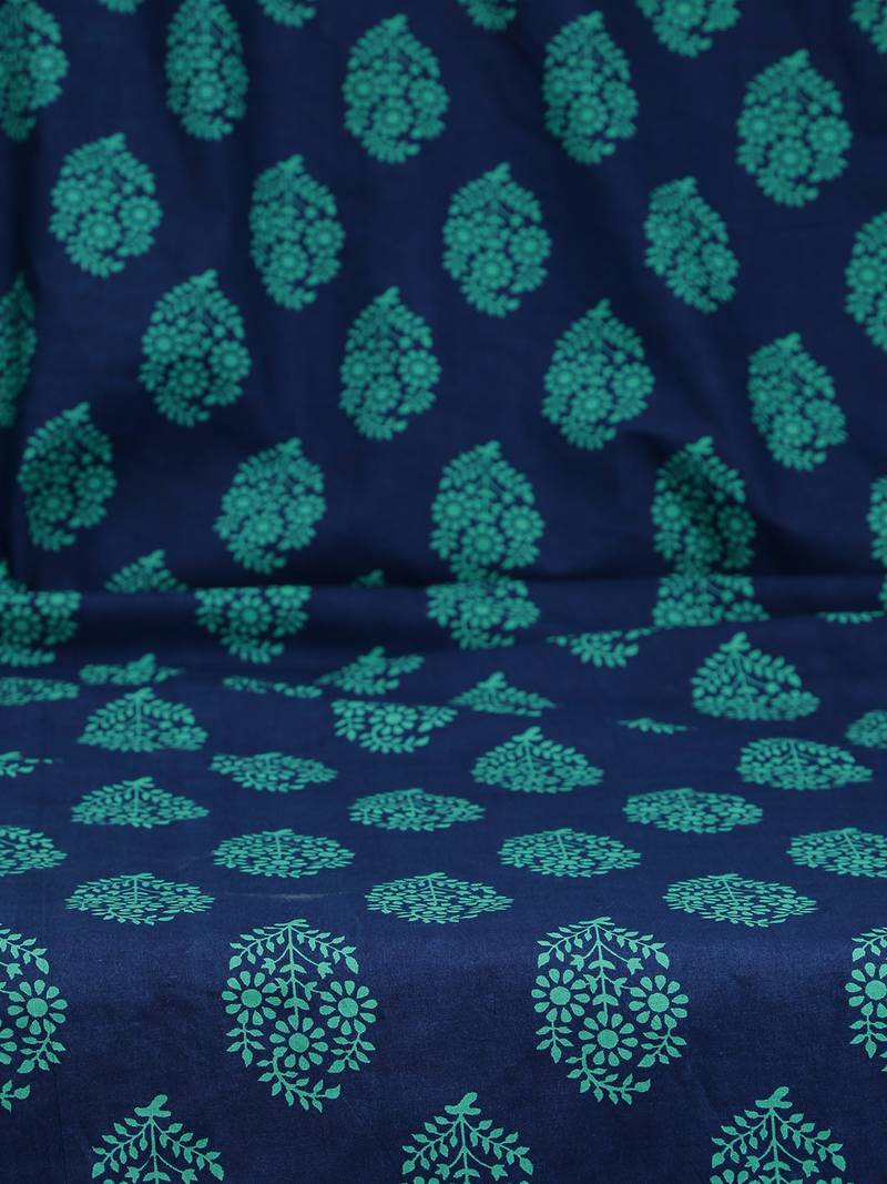 Swayam 200 TC Motifs Print Cotton Double Bed Sheet with 2 Pillow Cover   Turquoise  Blue