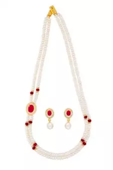 Multicolor pearl necklaces