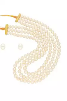 White pearl necklaces