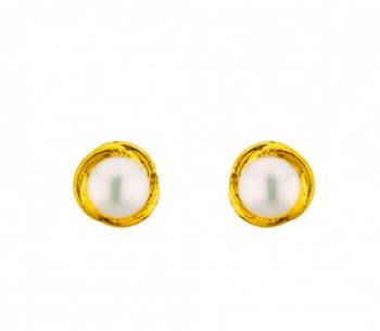 White pearl studs 1