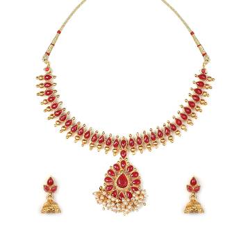 Gold Plated Traditional MaroonKundan & Pearls Necklace Set For Women 2