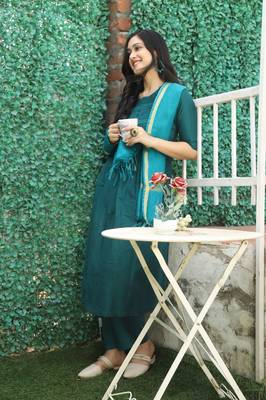 Bottle Green Solid Kurta With Pant And Chandheri Dupatta 3