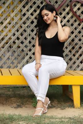 White Solid Cotton Flex Pant 4