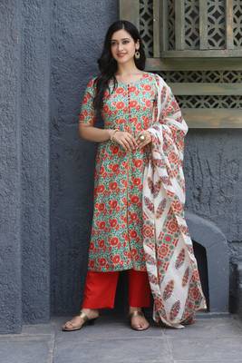 Yellow Floral Printed Kurta With Pant And Dupatta 3