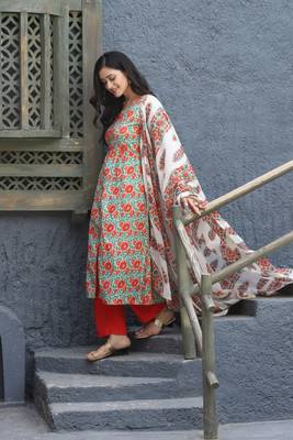 Yellow Floral Printed Kurta With Pant And Dupatta 4