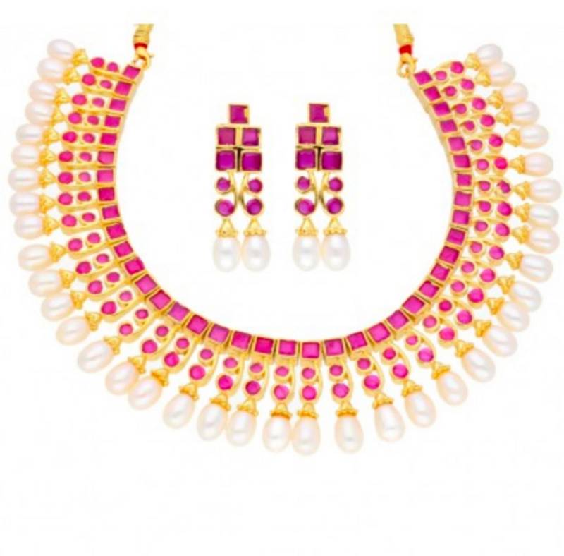 Multicolor pearl necklaces