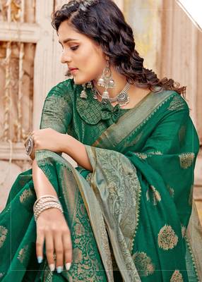 Green woven art silk sarees saree with blouse 2