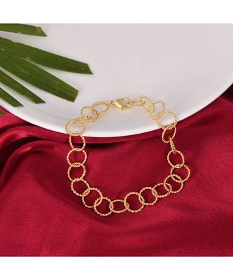 TWIST  Golden  Bracelet 1