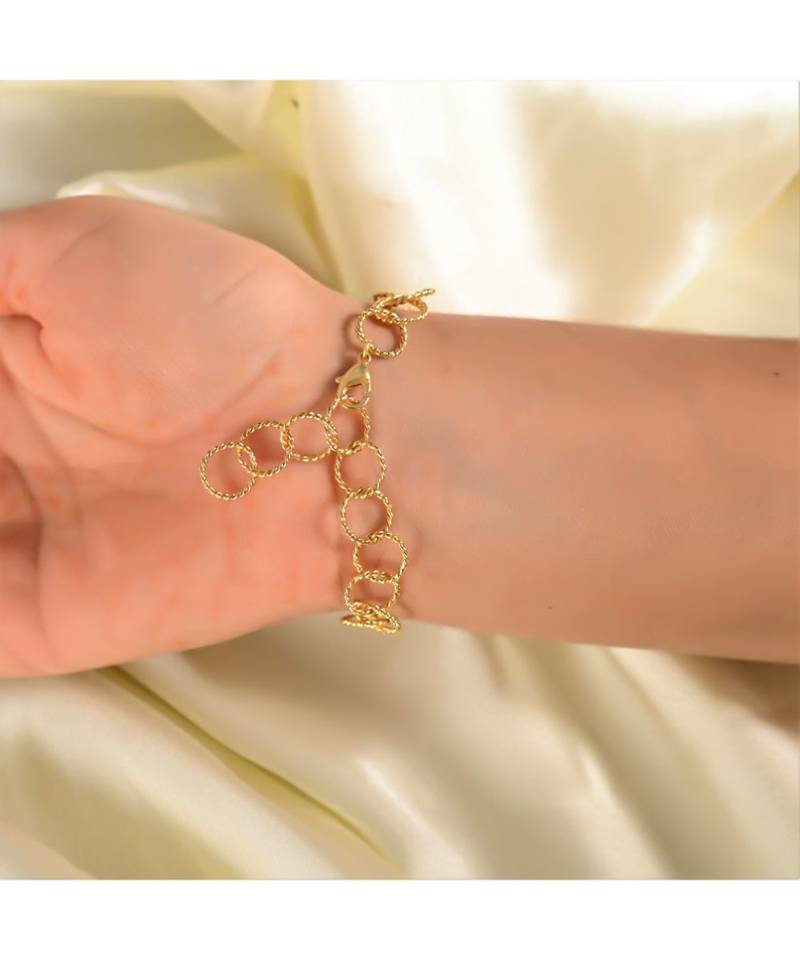 TWIST  Golden  Bracelet