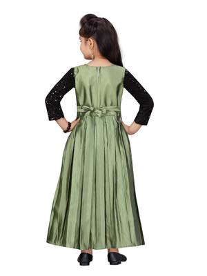 Green embroidered silk kids-girl-gowns 4