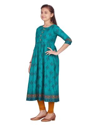 Green plain pure cotton girls-top-bottom 3