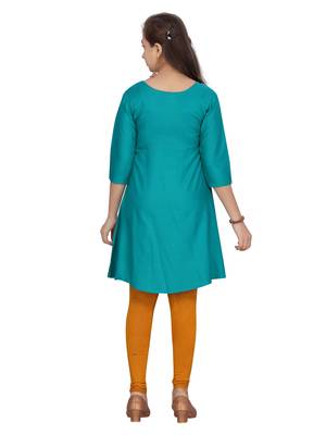 Green plain pure cotton girls-top-bottom 4