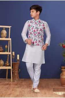 Vastra swarg boys Kurta Pajama with Jacket
