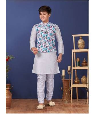 Vastra swarg boys Kurta Pajama with Jacket 1