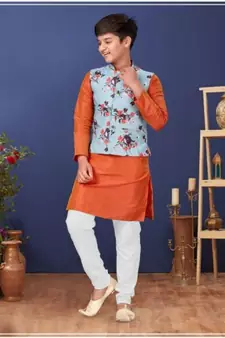 Vastra swarg boys Kurta Pajama with Jacket