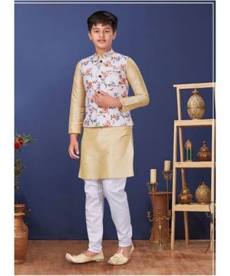Vastra swarg boys Kurta Pajama with Jacket 1