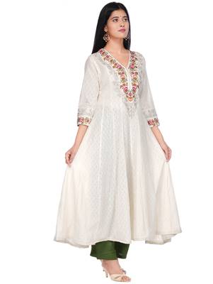 Off-white embroidered cotton kurtas-and-kurtis 4