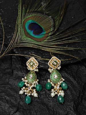 Green pearl earrings 1