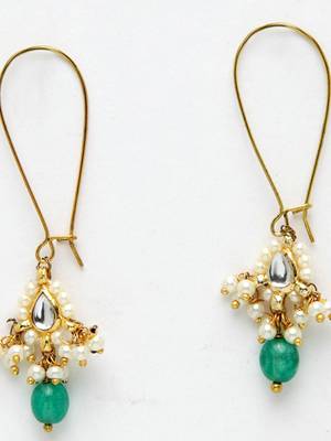 Green pearl earrings 1