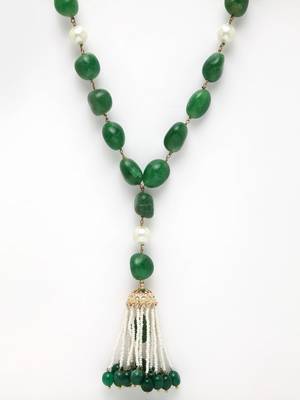 Green pearl necklaces 2