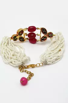 Red pearl bracelets
