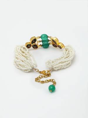 Green pearl bracelets 3
