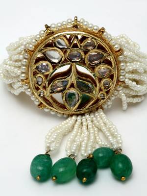 Gold pearl bracelets 2