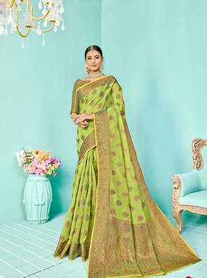 Green woven cotton silk saree with blouse 1