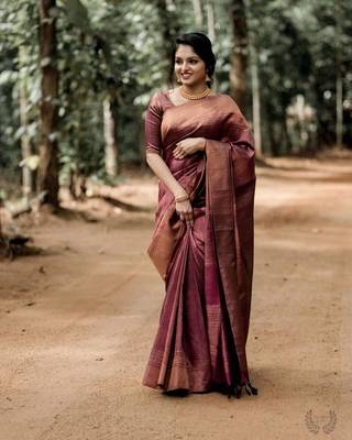 Maroon woven silk blend saree with blouse 1