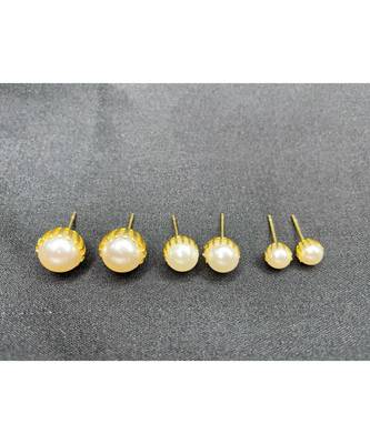 White Pearl Studs 1