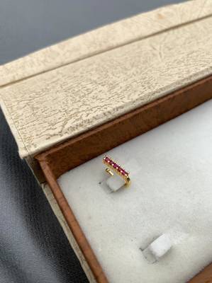 Red diamond nose-ring 1