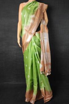 green Cotton tie and dye handloom saree with blouse