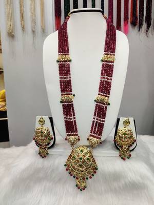 Maroon pearl necklace-sets 1