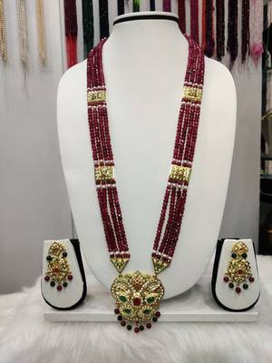 Maroon pearl necklace-sets 1