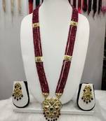 Maroon pearl necklace-sets