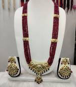 Maroon pearl necklace-sets