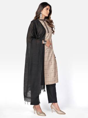 Women's Checked Print & Embroidered Straight Cotton Beige Kurta With Pant & Dupatta 4