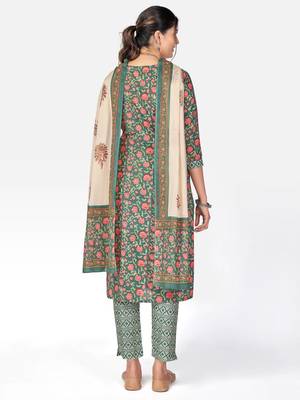Women's Floral Print Straight Cotton Green Kurta With Pant & Dupatta 2