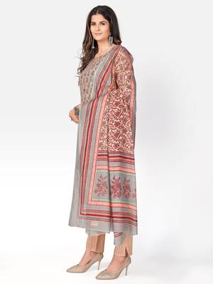 Women's Printed & sequience work Straight Cotton Olive Green Kurta With Pant & Dupatta 3