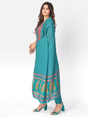 Women's Printed & sequience work A-line Cotton Pink Kurta With Pant & Dupatta 3