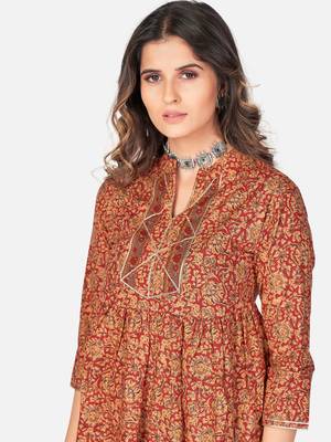 Women's Printed & Gota Patti Anarkali Cotton Red Kurta 5
